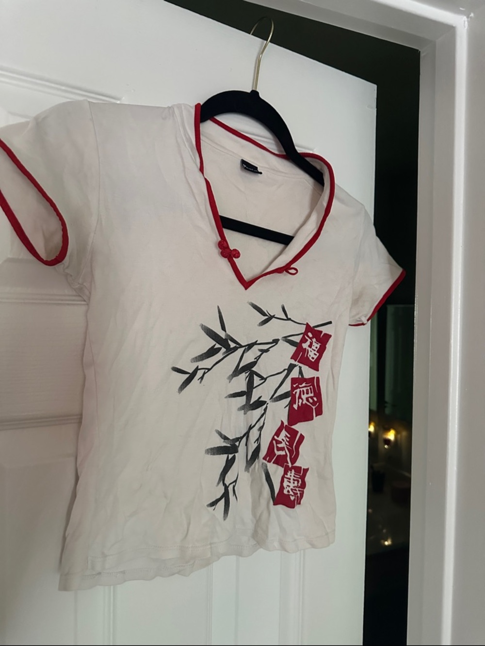 White & Red Asian-Inspired V-Neck Short Sleeve Top